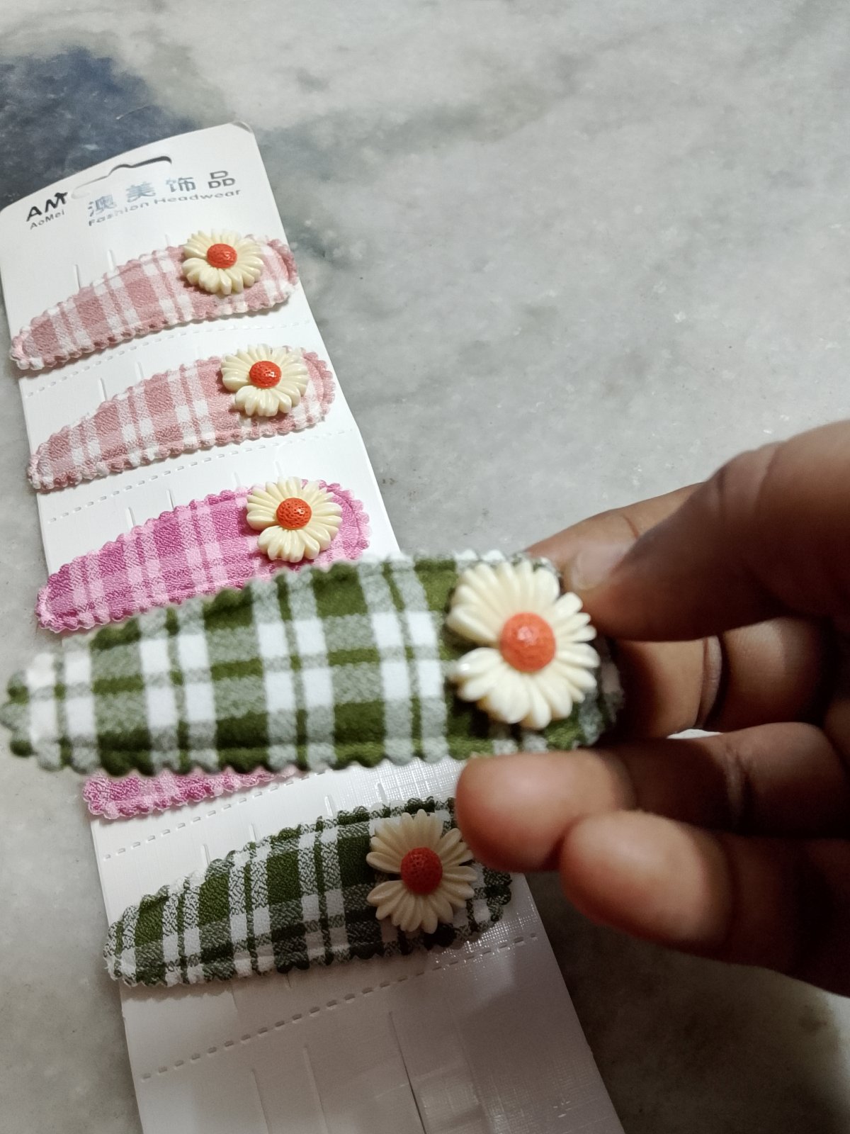 12 tictac clips