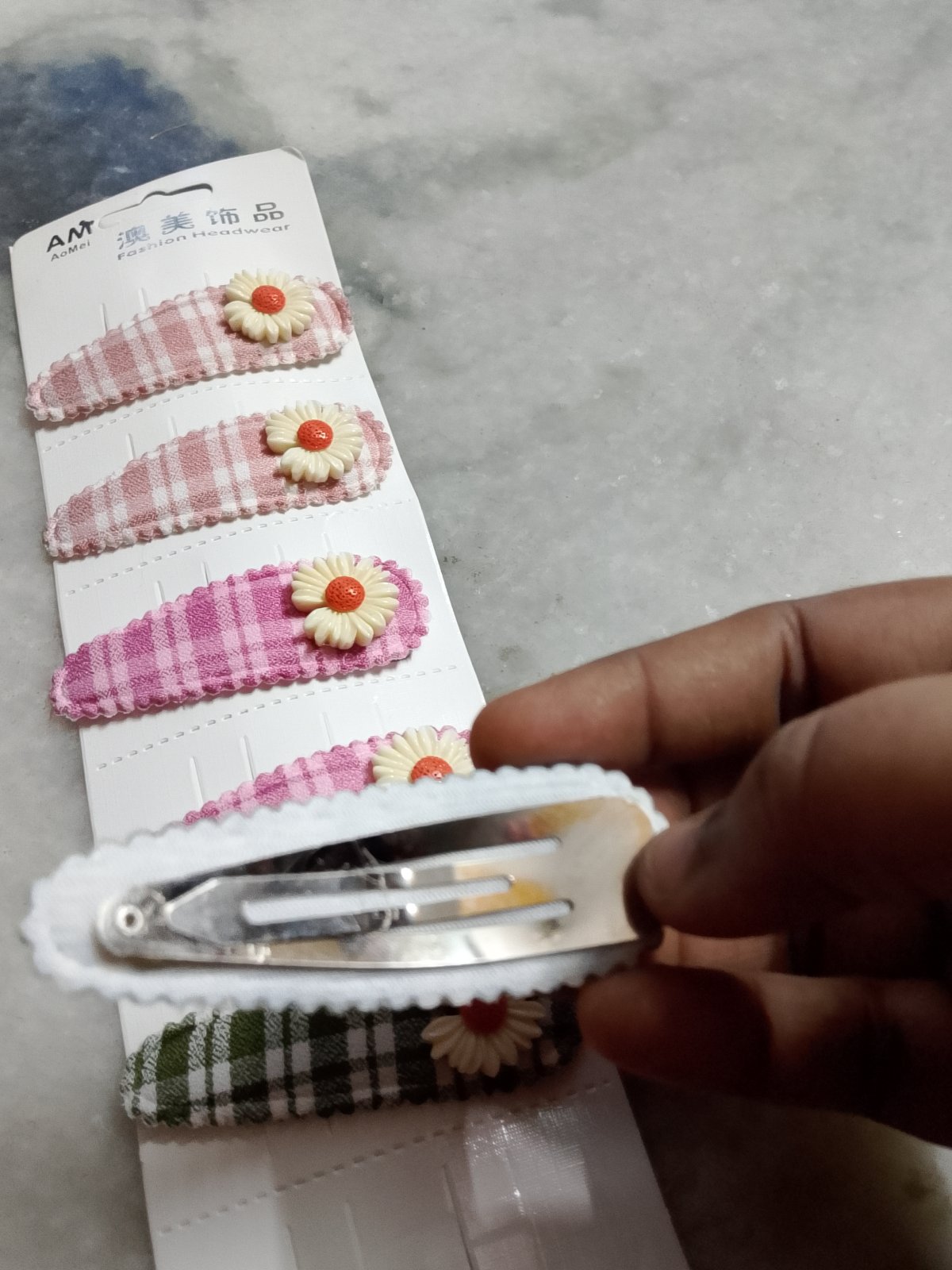 12 tictac clips